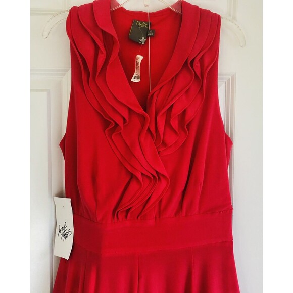 TAYLOR DRESS WOMENS SIZE 10 RED A LINE SLEEVELESS RUFFLE CHEST NEW W/DEFECT - Picture 8 of 12